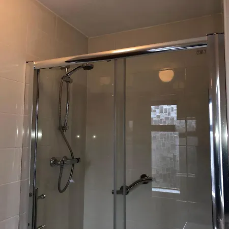 Hotel Tully's Castlerea