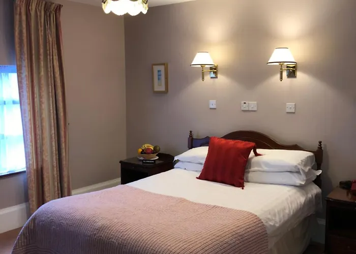 Tully's 3* Castlerea